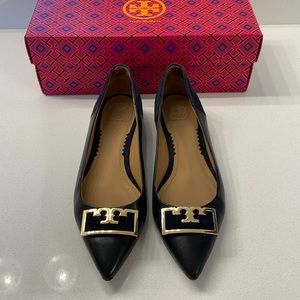 Tory Burch Size 6 Short Heel Loafers